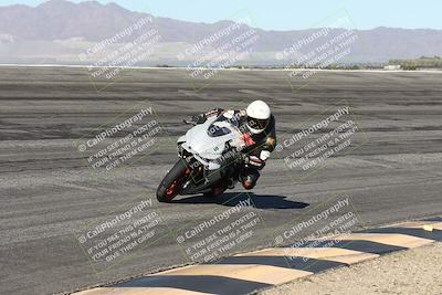 media/Jan-16-2026-CVMA Friday Practice (Fri) [[6f2bf47531]]/5-Racer 4-Trackday1/Session 2 (Bowl)/
